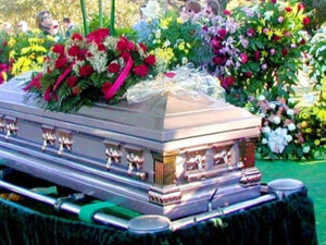 Беременную женщину хоронили, когда из гроба раздался детский плач!